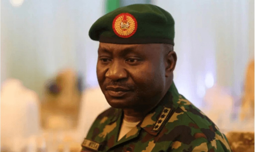 Details emerge from Defense Minister’s meeting with service chiefs