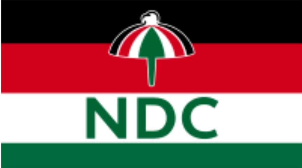 Political thugs on Monday went on rampage and attacked the venue of the congress of the Nigeria Democratic Congress, NDC, in Enugu. DAILY POST reports that the venue of the Congress, Aborigene Hall, Enugu, came under attack after members of the party gathered for the event. The development comes barely 24 hours after former Labour Party presidential candidate, Peter Obi and ex-governor of Kano State, Rabiu Kwankwaso, defected to the party in Abuja. Recall that the duo were formally received into the party by NDC national leader, Seriake Dickson, alongside other top executives and supporters at the party’s national secretariat in Abuja on Sunday evening. At the Enugu convention, DAILY POST gathered that problem started after a motion was called for the dissolution of the protem State Working Committee. Following the motion, suspected political thugs emerged and ordered everyone out of the venue. “They started by bringing down some of the banners and then ordered everyone out of the place. “They joined the NDC just yesterday, Sunday, after Mr Peter Obi defected to the party, now they want to hijack the entire structure,” an angry party member said. Meanwhile, DAILY POST learnt that the congress later went on, with the Enugu chapter of the party announcing a former aide to ex-governor Ifeanyi Ugwuanyi, Dr. Johnpaul Anih, as new State Chairman. Anih, who previously served as Special Assistant on Youth Affairs to Ugwuanyi, emerged victorious at the NDC state congress held on Monday in Enugu.
